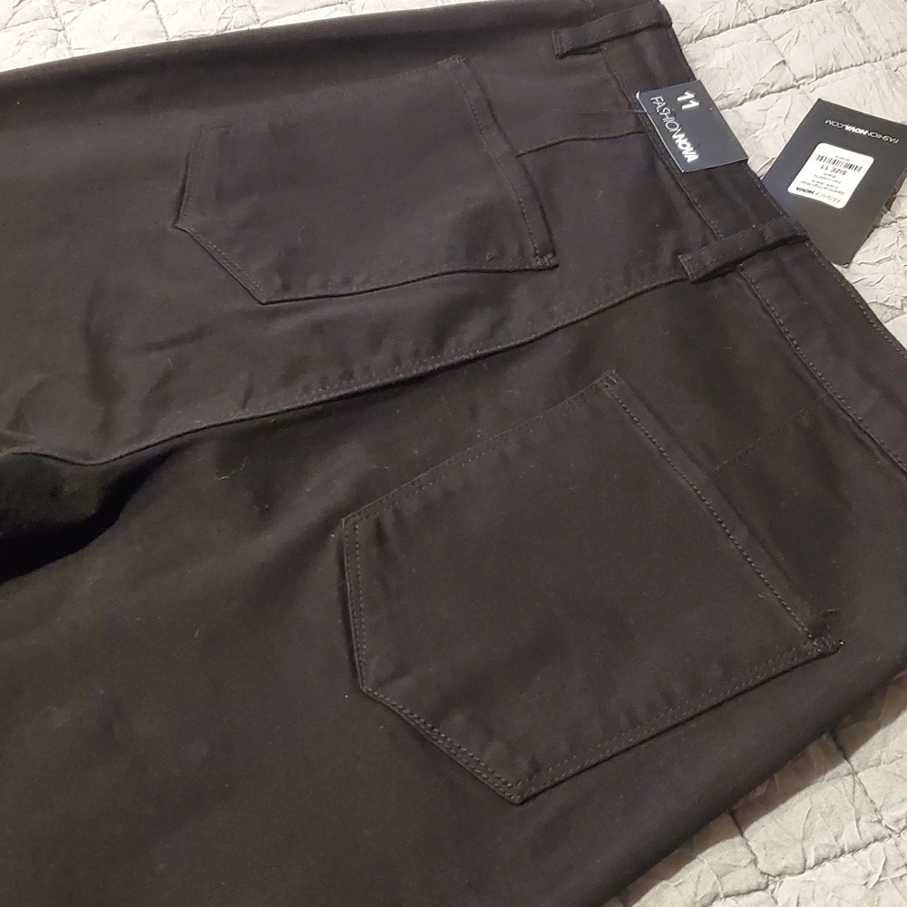 Nwt Fashion Nova Valentina High-Rise Flair Black Jeans - Picture 8 of 11